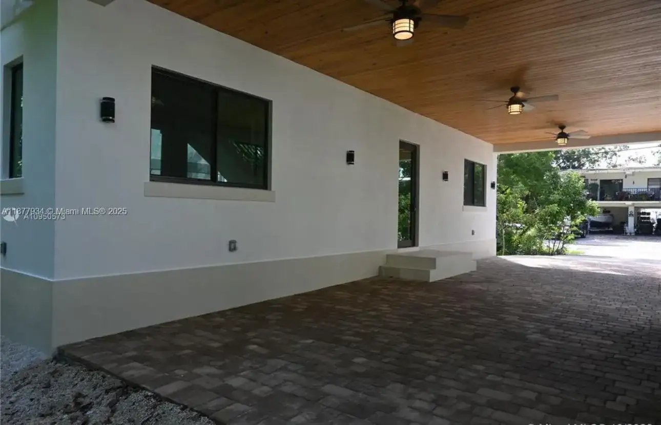 14 Coral Dr # 1, Key Largo FL 33037 photo 2