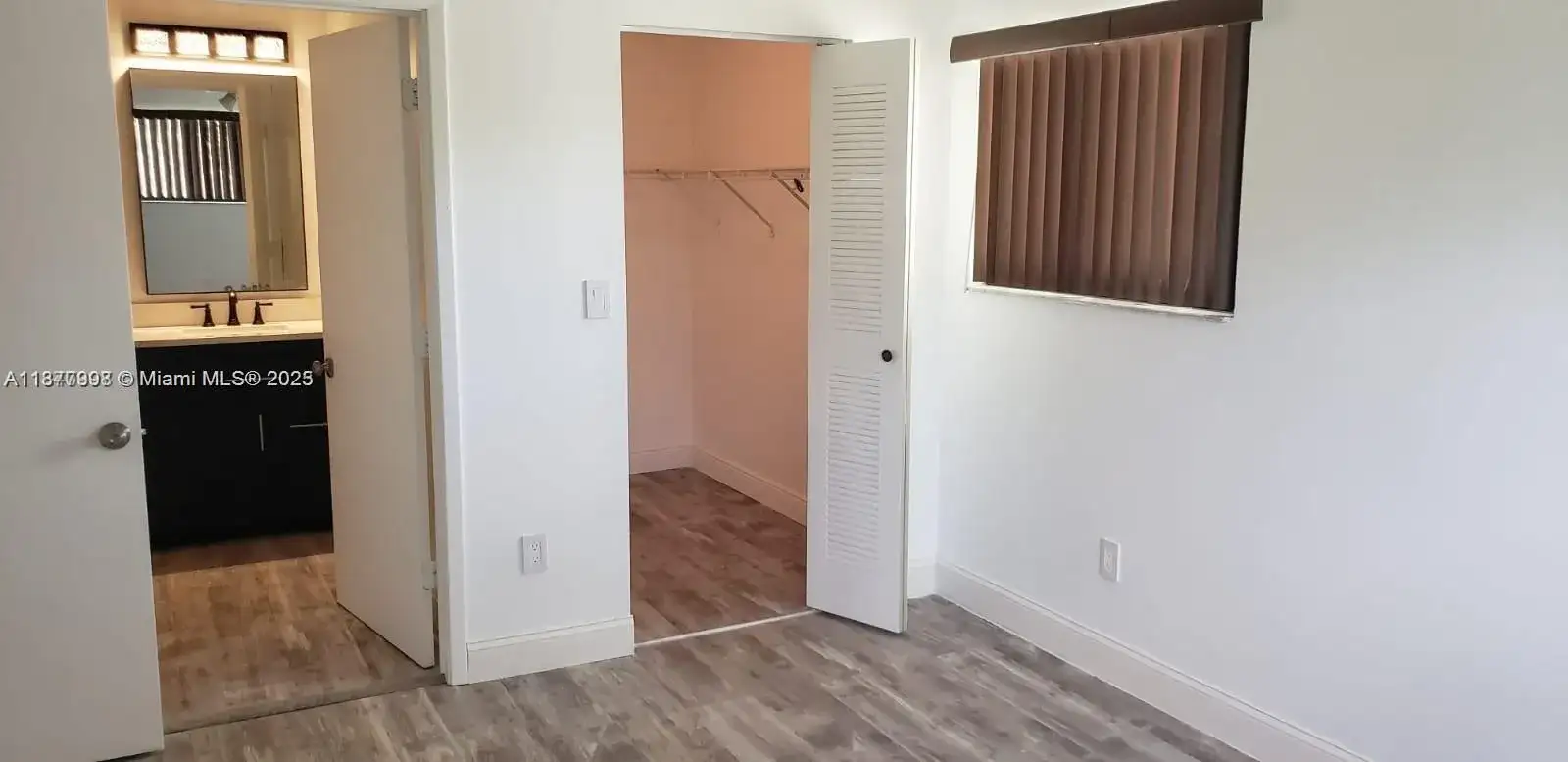 9709 Hammocks Blvd # 202, Miami FL 33196 photo 5