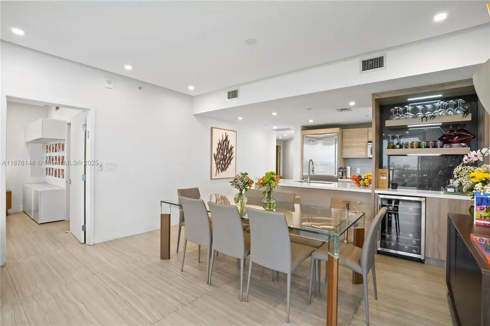 16385 Biscayne Blvd # 1601, North Miami Beach FL 33160 photo 5