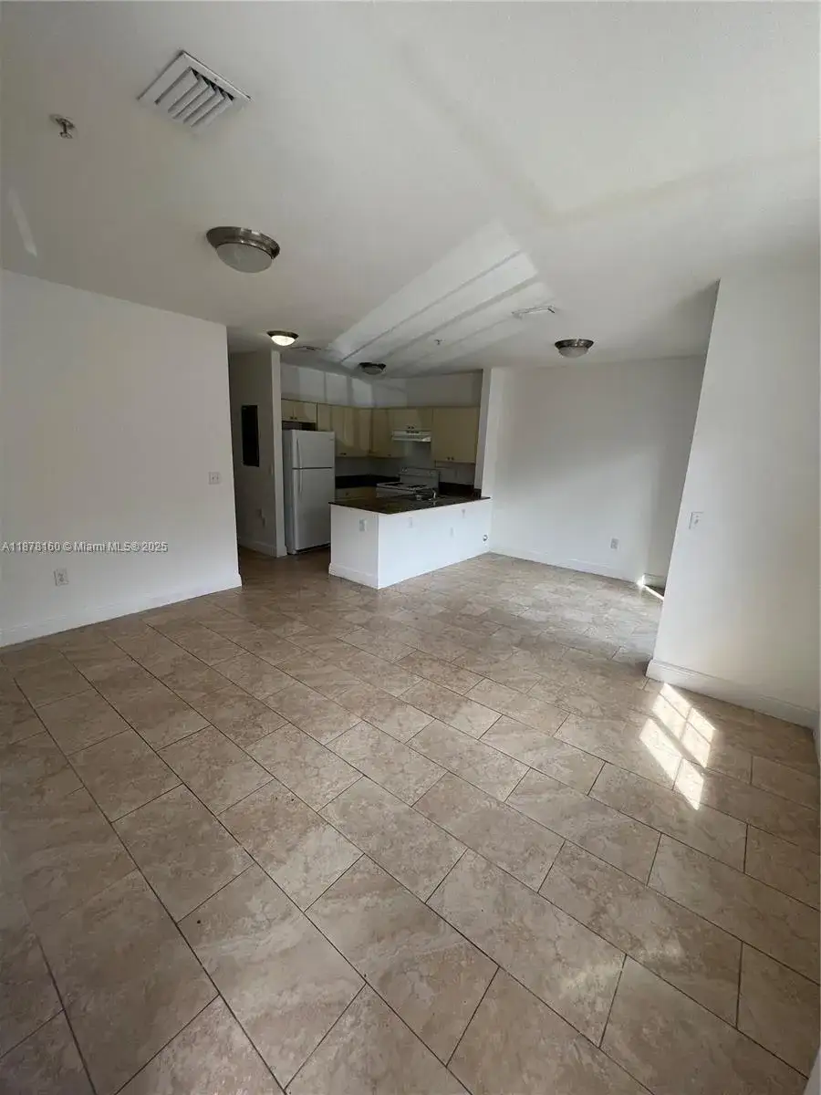 211 W 79th Pl # 302, Hialeah FL 33014