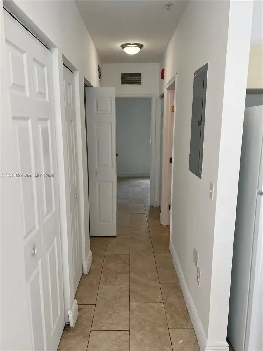 211 W 79th Pl # 302, Hialeah FL 33014 photo 4