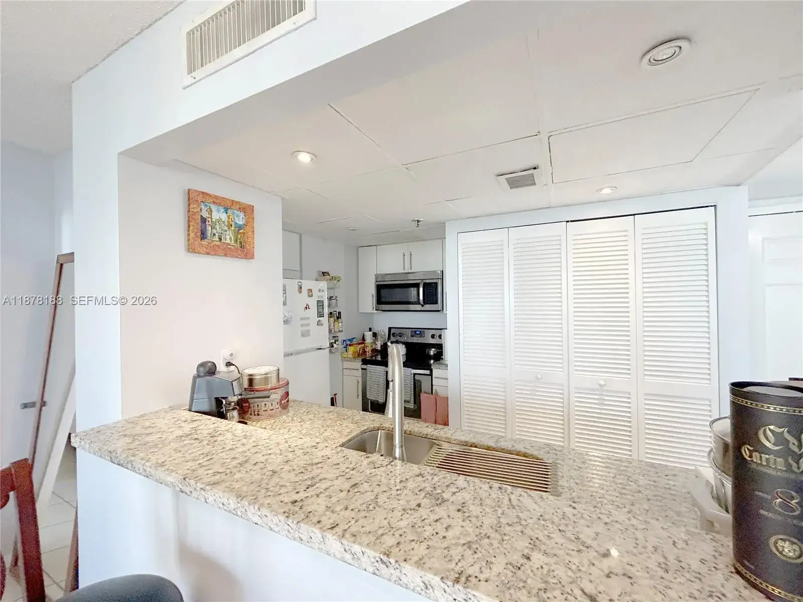 540 Brickell Key Dr # 811, Miami FL 33131 photo 5
