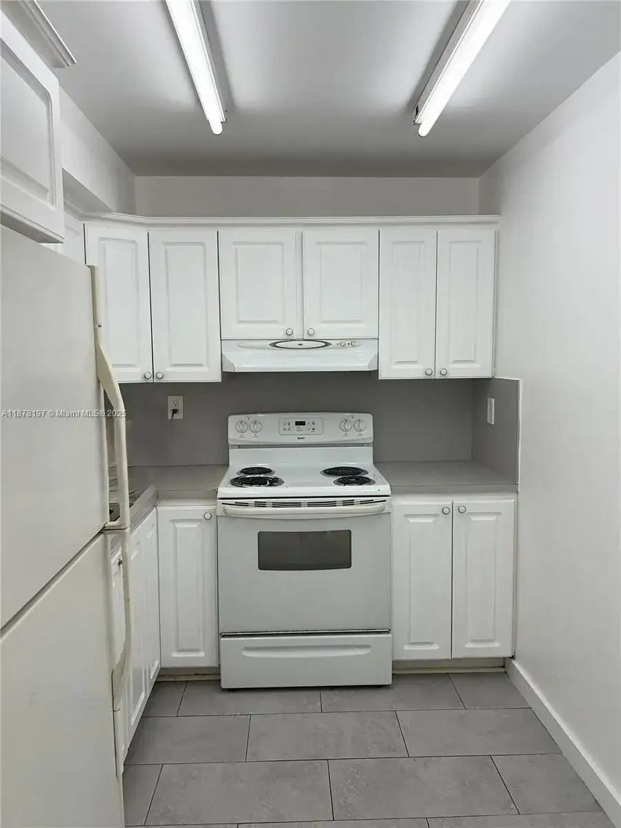 11780 SW 18th St # 2, Miami FL 33175 photo 3