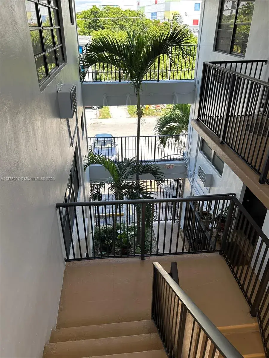 7845 NE Bayshore Ct # 20, Miami FL 33138 photo 4