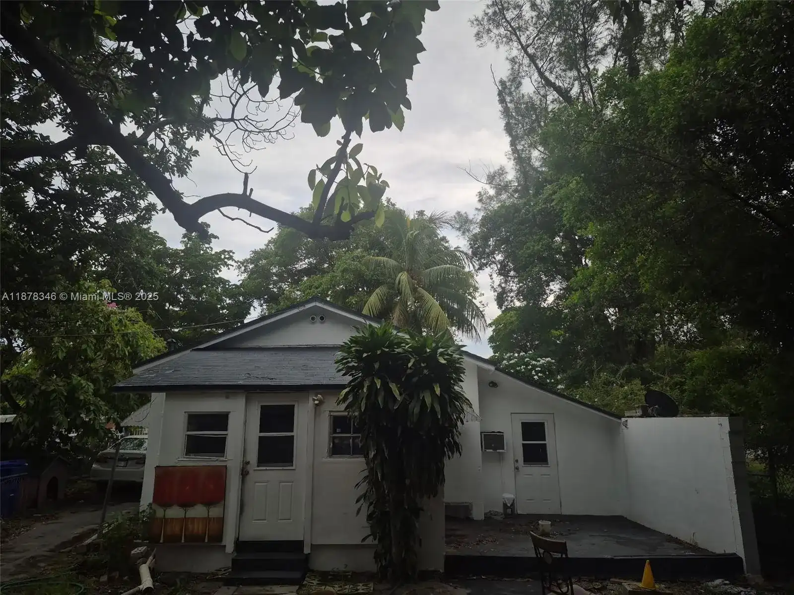 1243 NE 159th St, North Miami Beach FL 33162