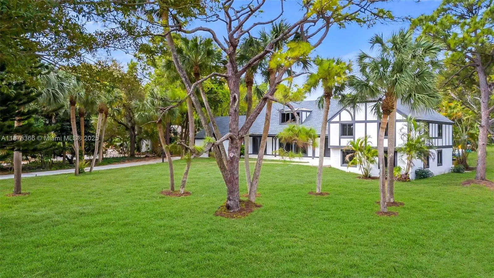 11143 Monet Woods Rd, Palm Beach Gardens FL 33410