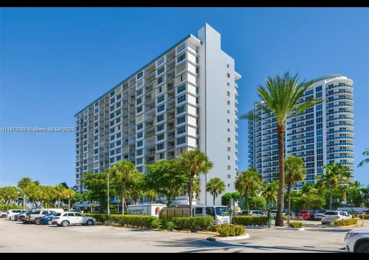 1865 79th St Cswy # 15G, North Bay Village FL 33141 photo 2