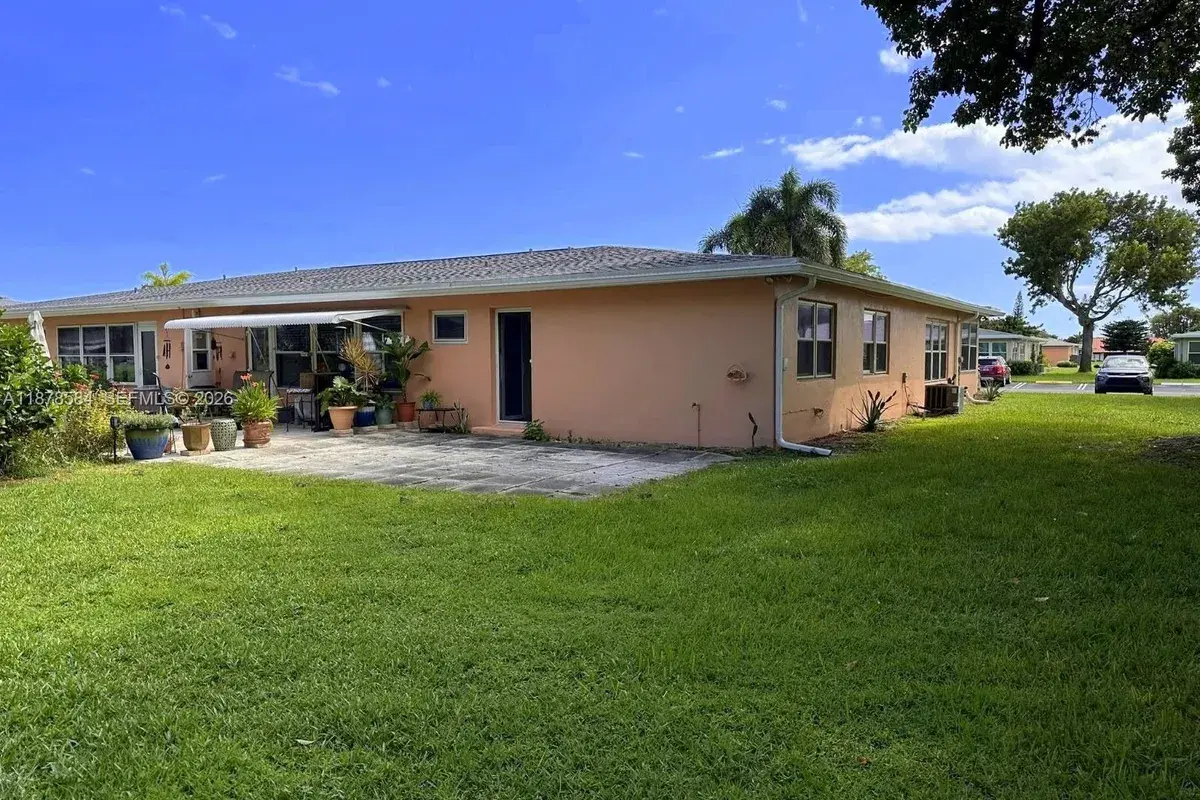 285 N High Point Blvd # A, Boynton Beach FL 33435