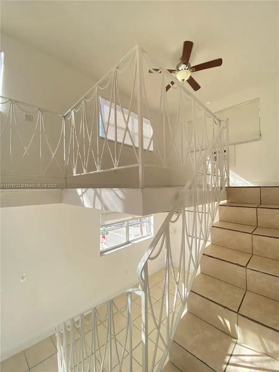 421 NE 68th St # 6, Miami FL 33138 photo 4