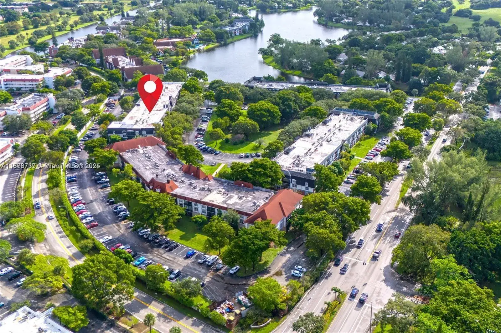 3680 Inverrary Dr # 3J, Lauderhill FL 33319 photo 2