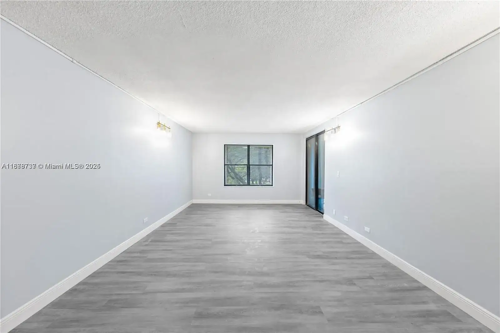 3680 Inverrary Dr # 3J, Lauderhill FL 33319 photo 4