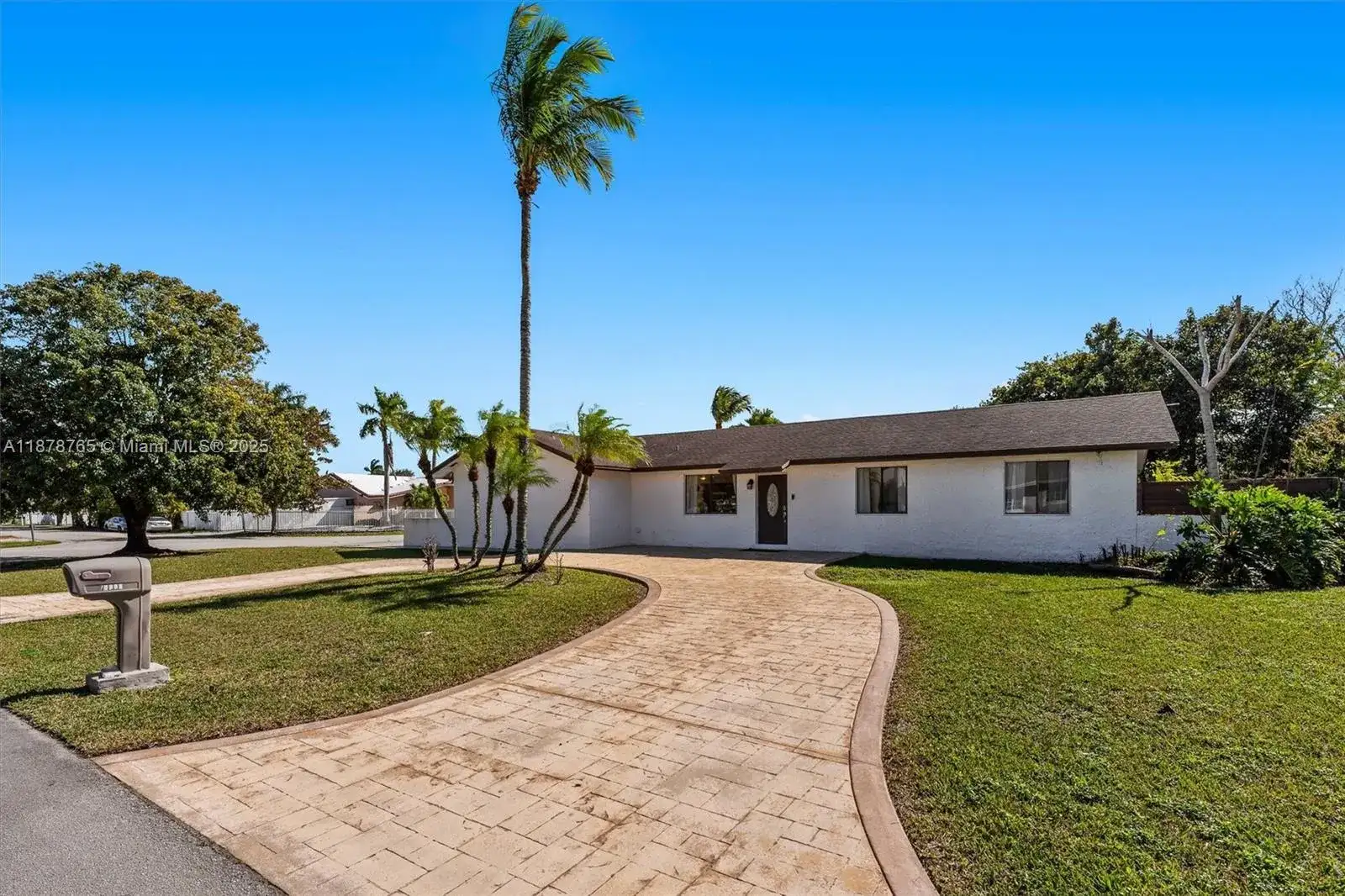 12900 SW 189th St, Miami FL 33177 photo 2