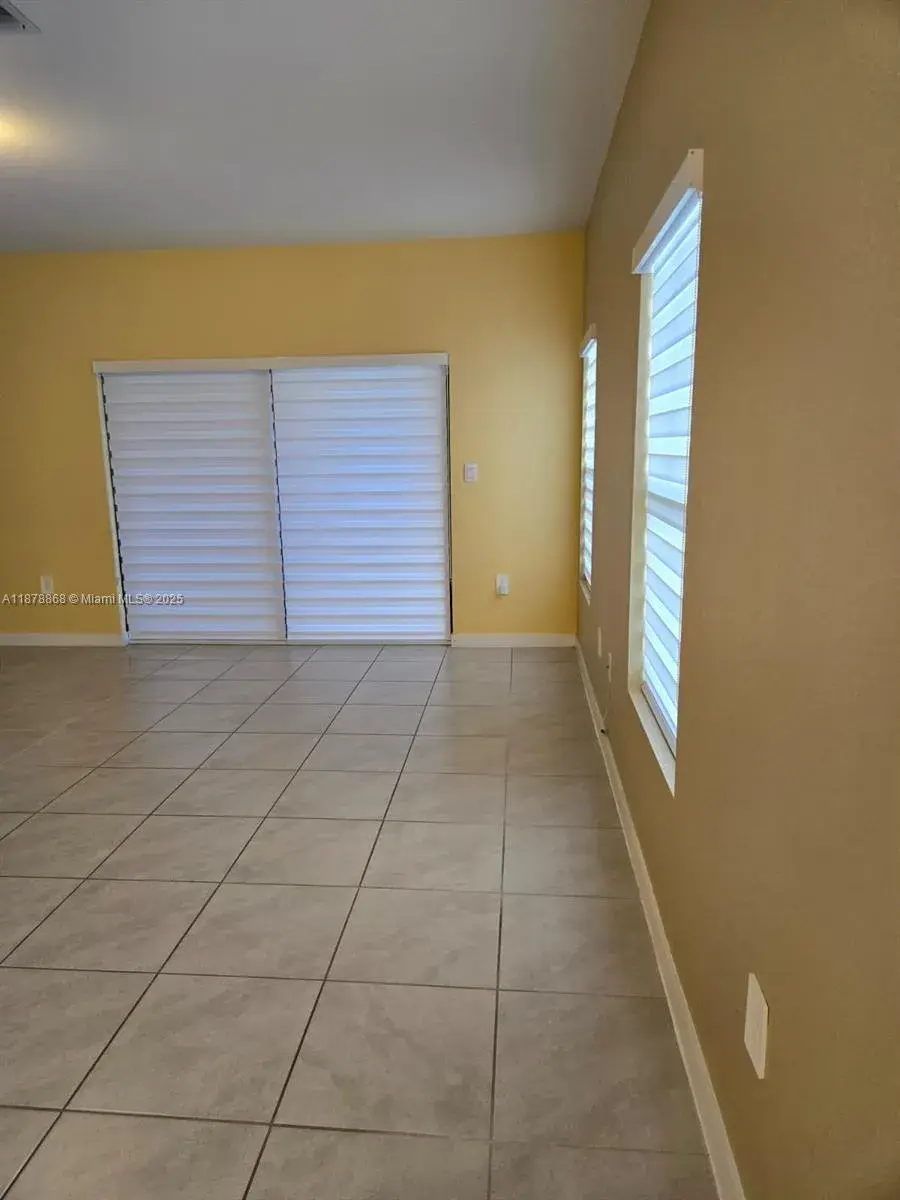 421 NE 1st Dr, Florida City FL 33034