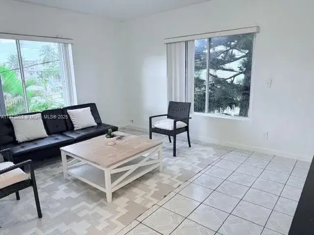 7610 dickens ave # 4, Miami Beach FL 33141 photo 2