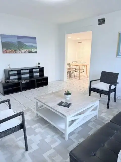 7610 dickens ave # 4, Miami Beach FL 33141 photo 4