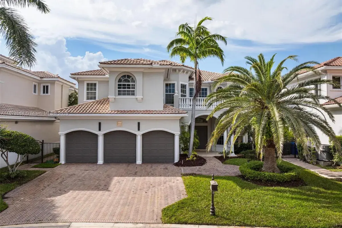 1260 Hatteras Ln, Hollywood FL 33019