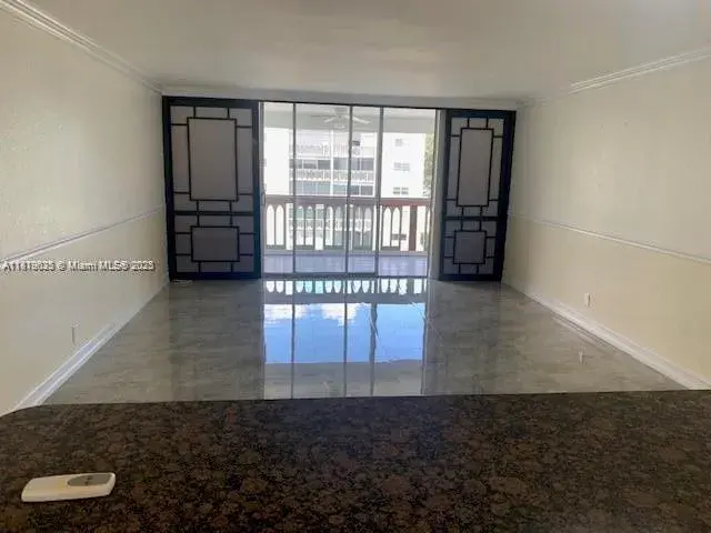 901 NE 14th Ave # 407, Hallandale Beach FL 33009