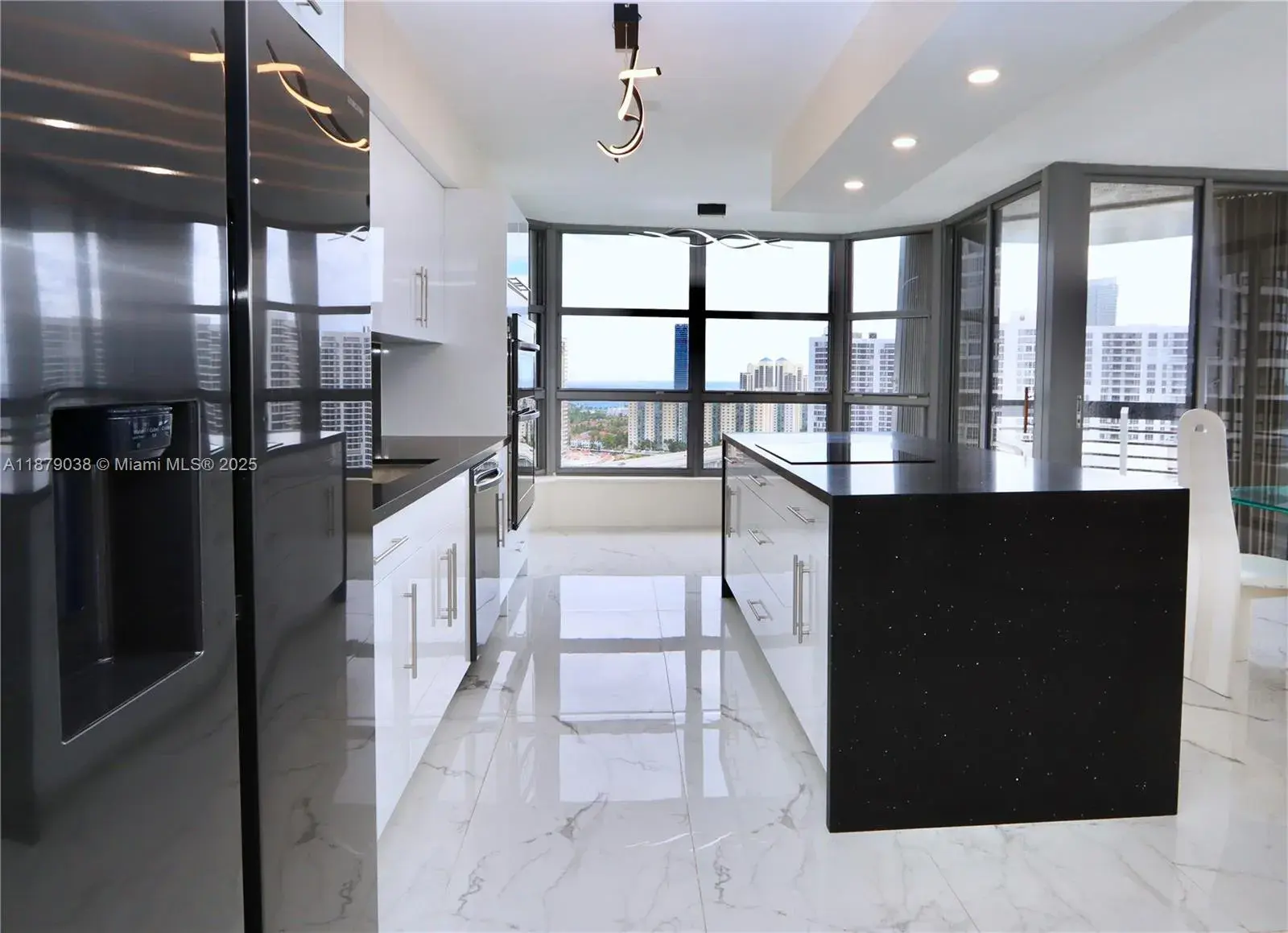 3530 Mystic Pointe Dr # 2510, Aventura FL 33180