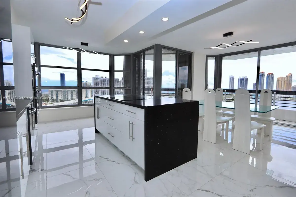 3530 Mystic Pointe Dr # 2510, Aventura FL 33180