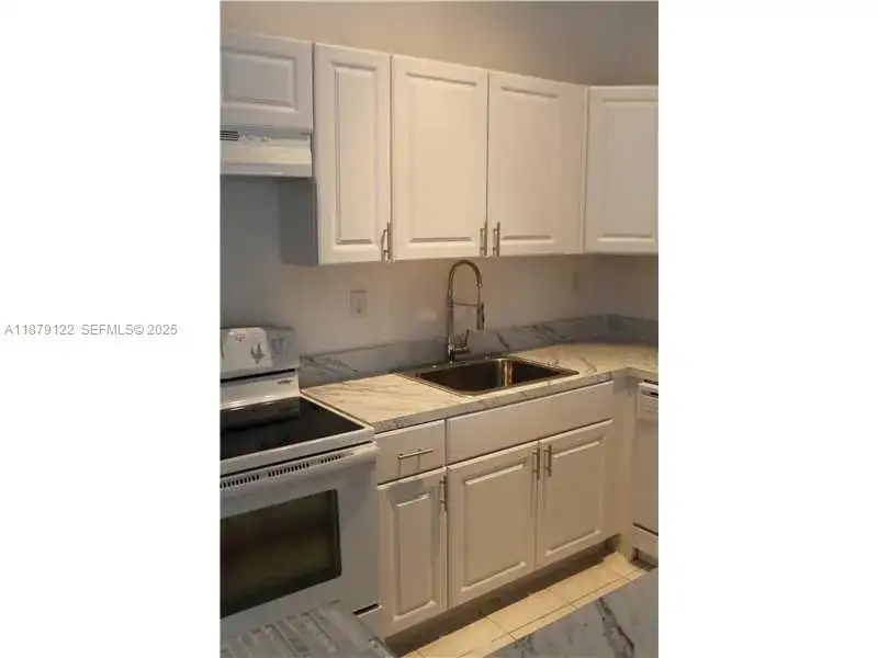 468 NE 206 LN # 205, Miami FL 33179 photo 2