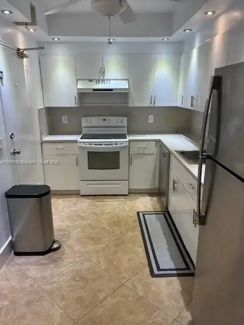 10185 Collins Ave # 917, Bal Harbour FL 33154 photo 4