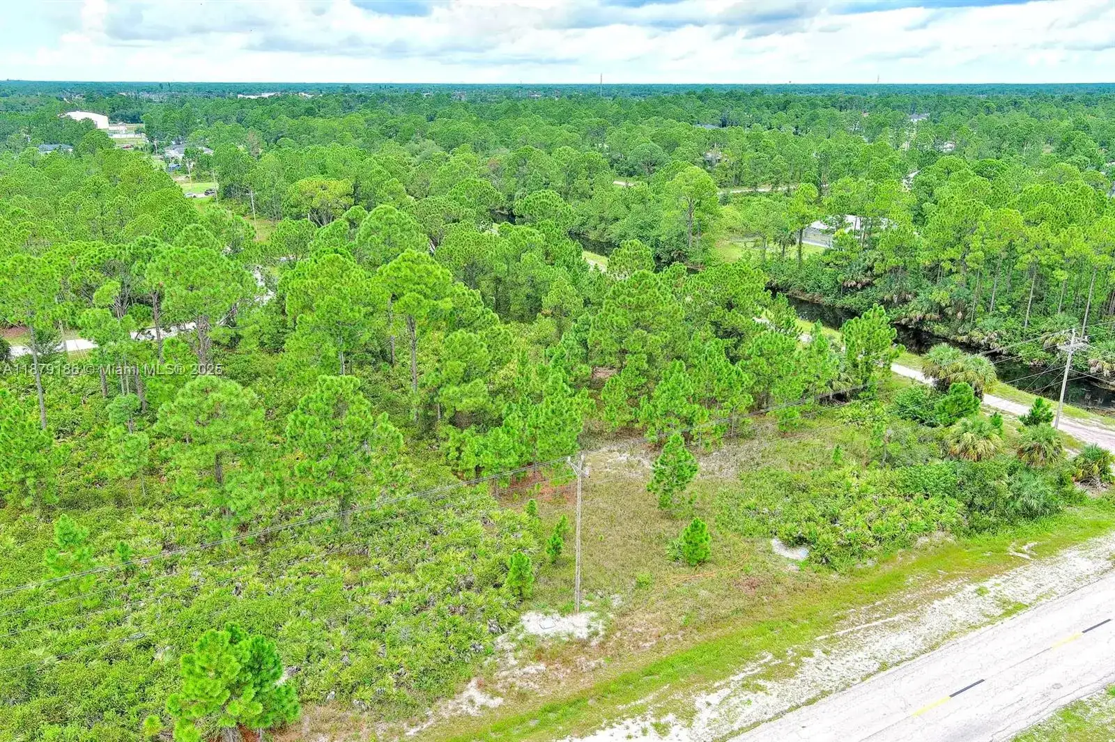 702 Eisenhower Blvd, Lehigh Acres FL 33974 photo 5