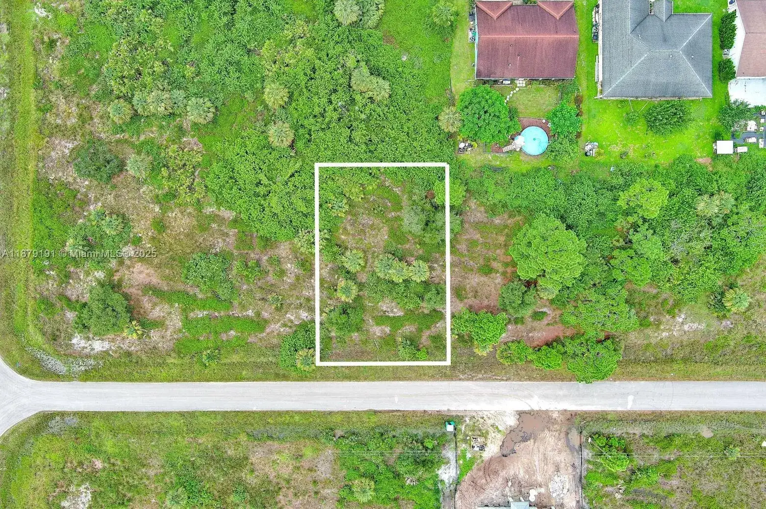 928 NORFOLK AVE S, Lehigh Acres FL 33974 photo 2