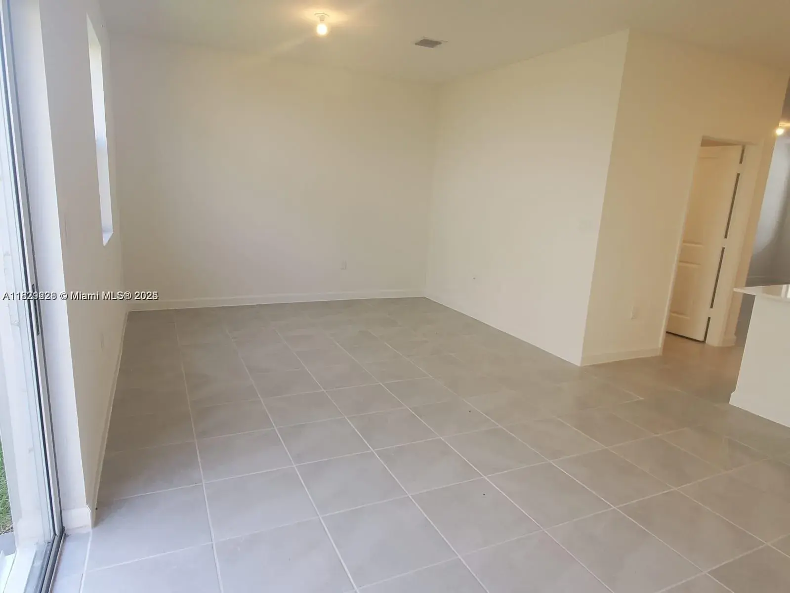 2602 SE 11th St # 2602, Homestead FL 33035