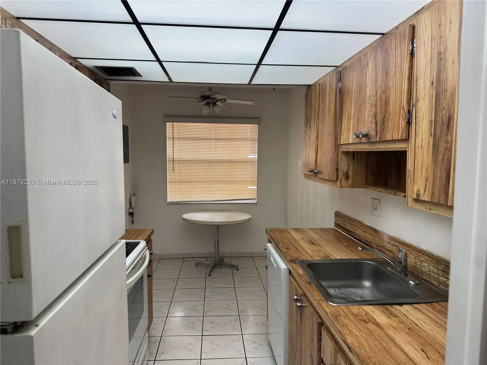 3001 NW 48th Ave # 437, Lauderdale Lakes FL 33313 photo 2