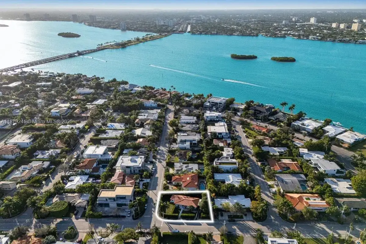 10110 E Broadview Dr, Bay Harbor Islands FL 33154 photo 2