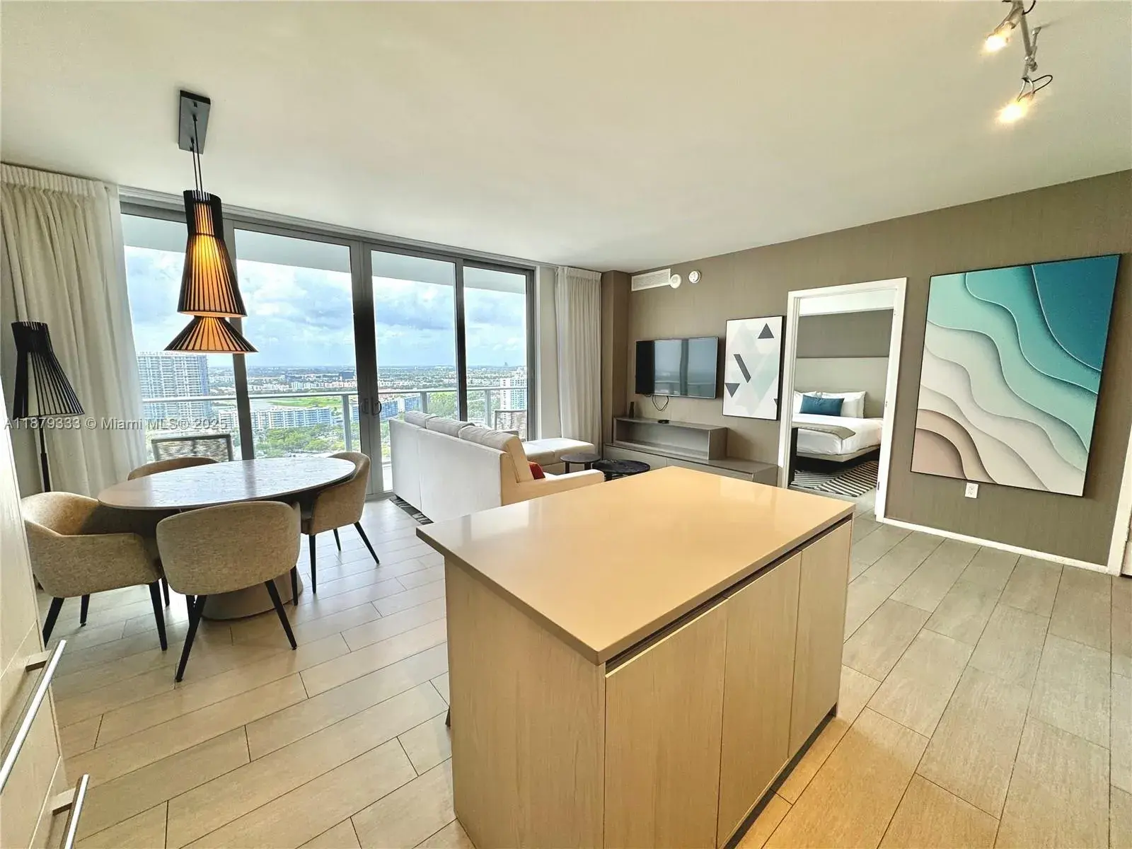 4010 S Ocean Dr # R2406, Hollywood FL 33019