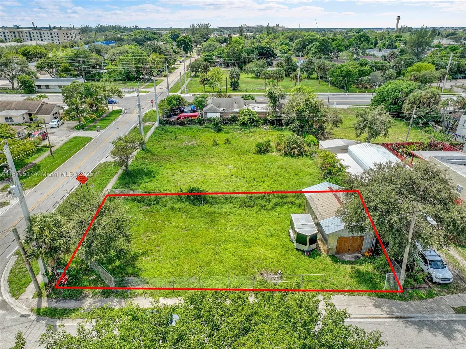 1819 Suwanee Dr, West Palm Beach FL 33409