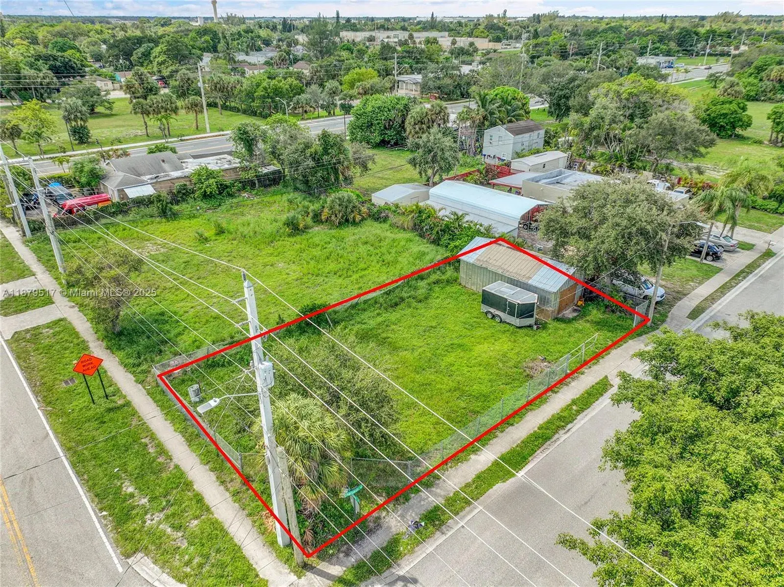 1819 Suwanee Dr, West Palm Beach FL 33409