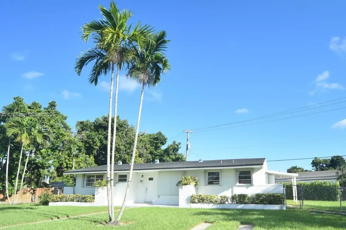 18601 SW 97th Ct, Cutler Bay FL 33157