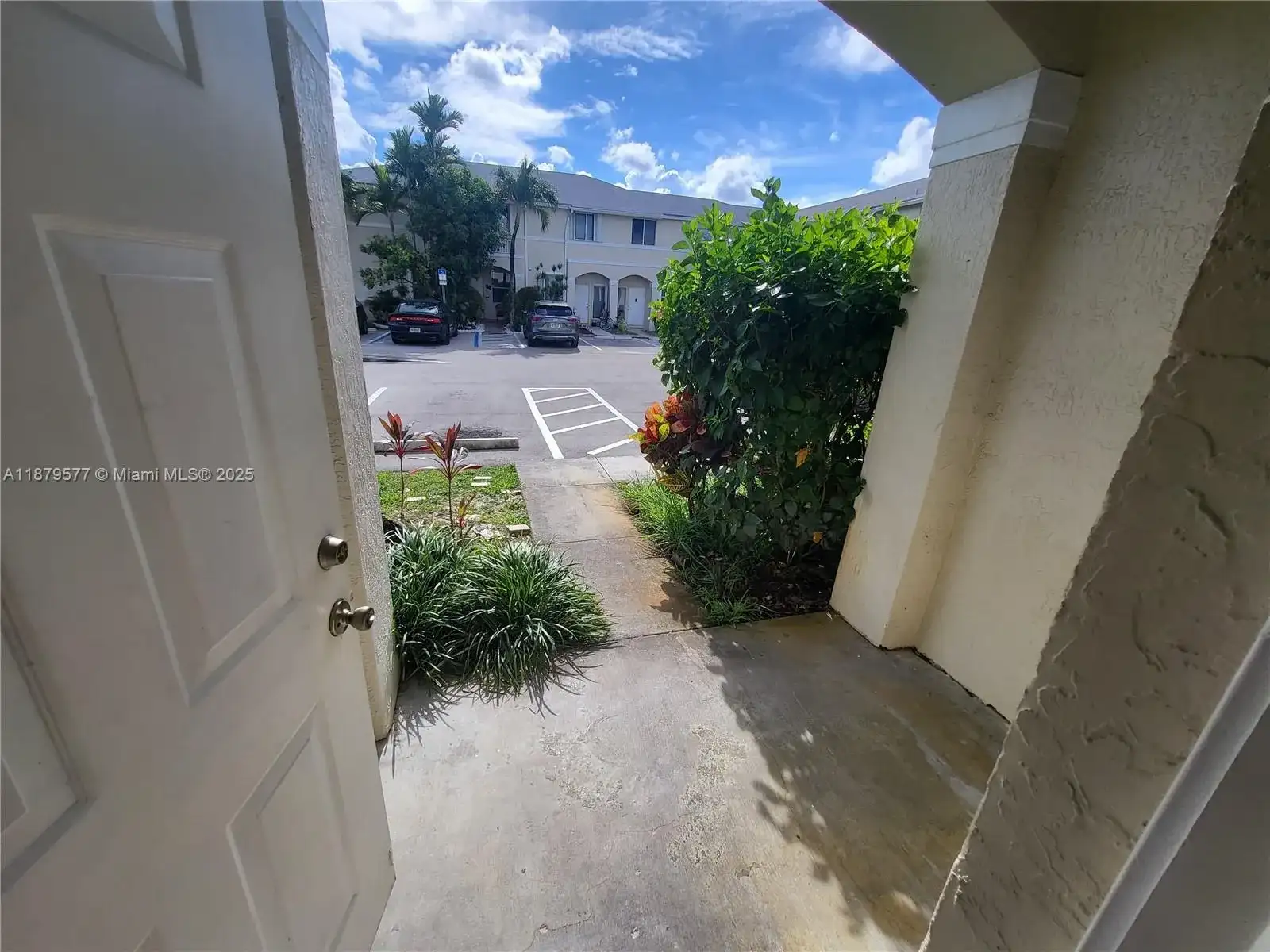 820 NE 212th Ter # 6, Miami FL 33179 photo 3