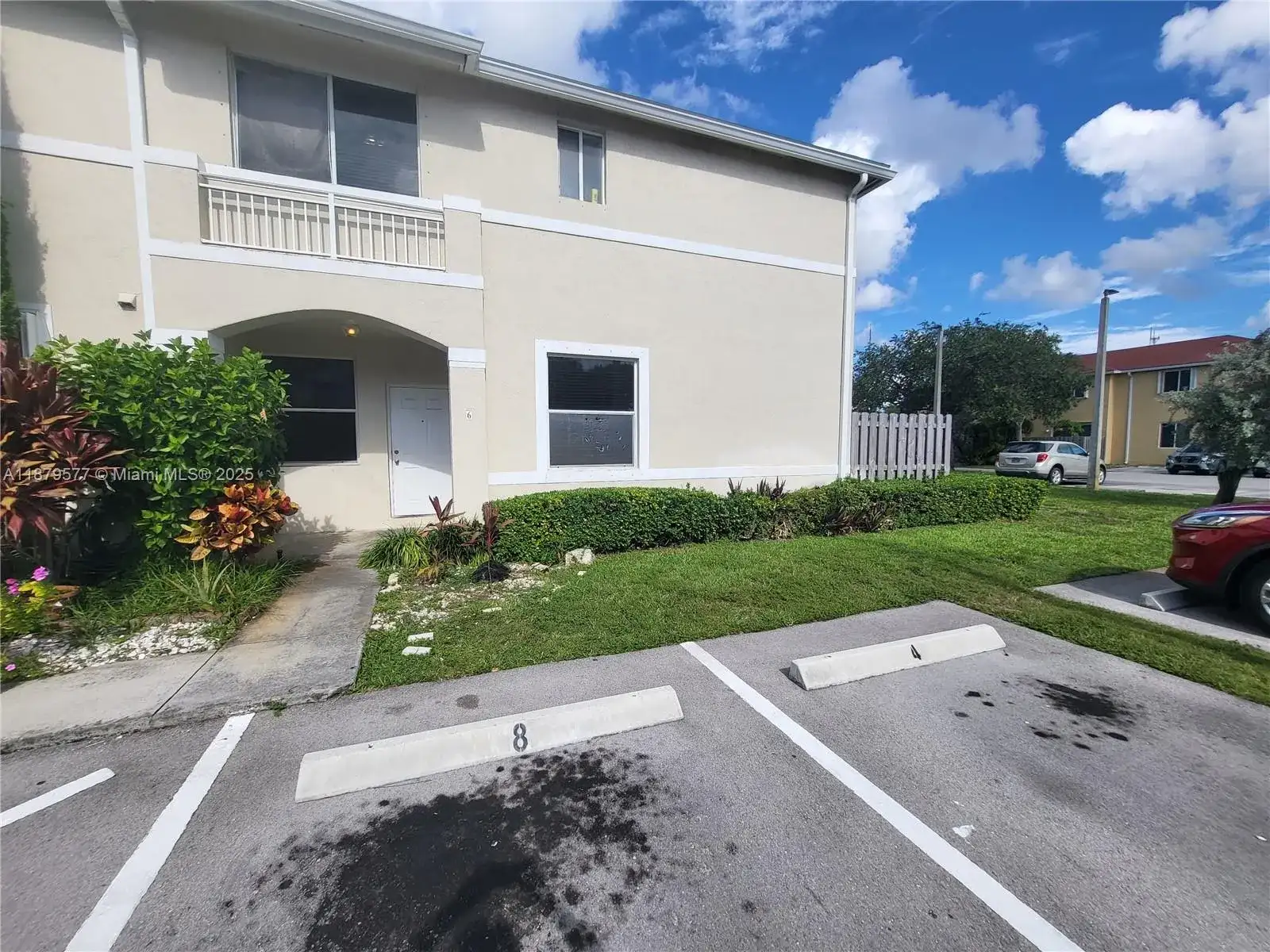 820 NE 212th Ter # 6, Miami FL 33179 photo 4