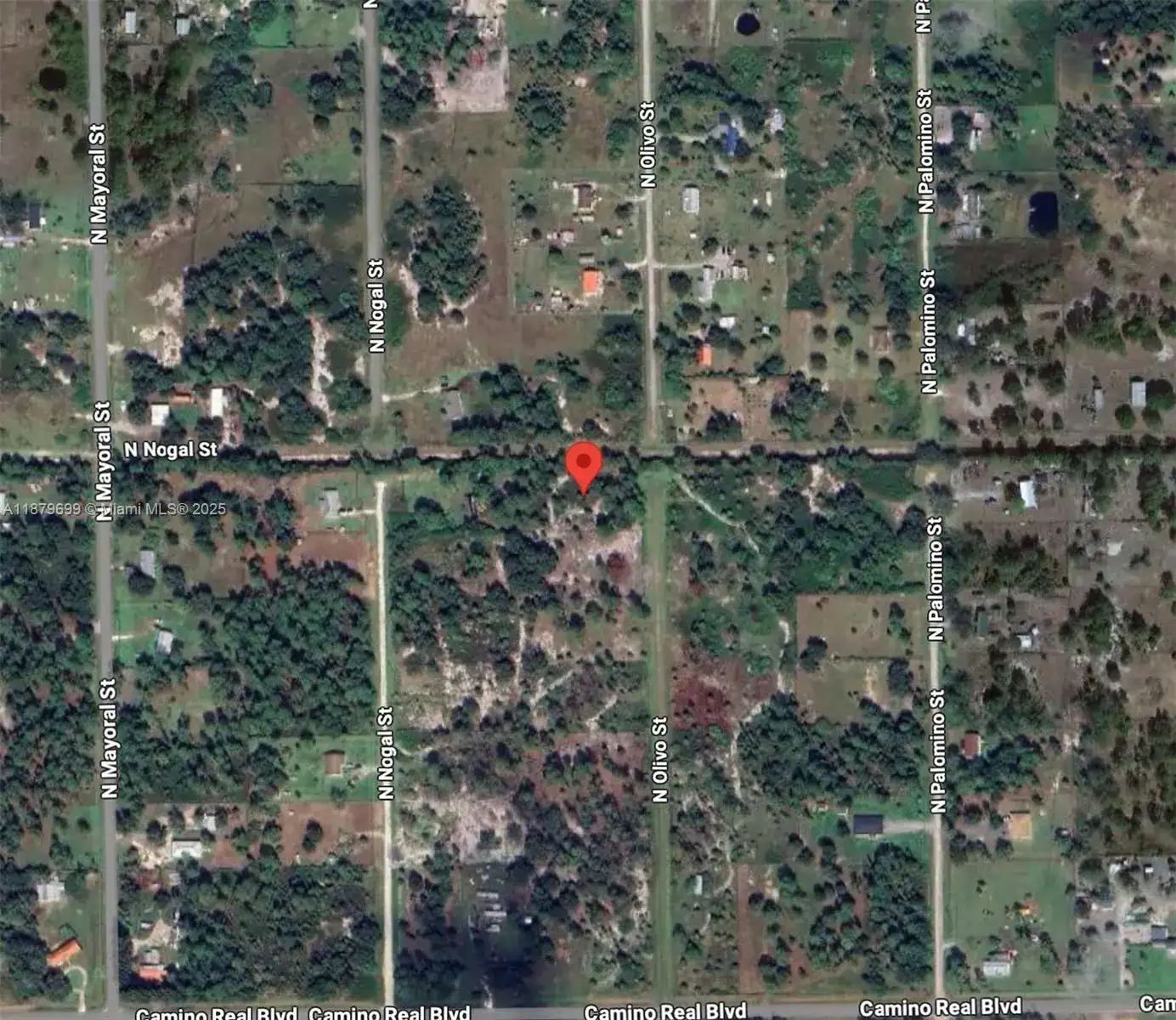 380 N Olivo St, Clewiston FL 33440 photo 2