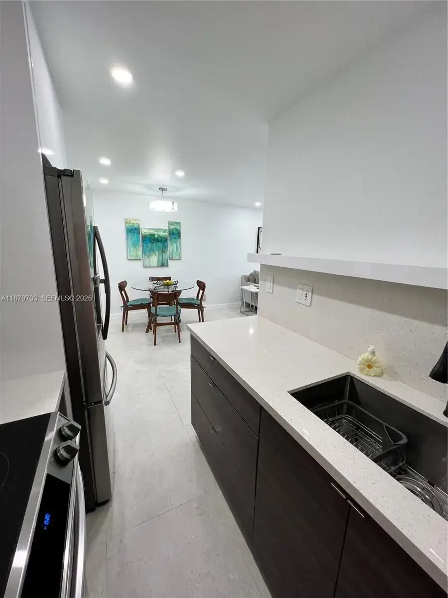 3304 Virginia St # 6B, Miami FL 33133 photo 3