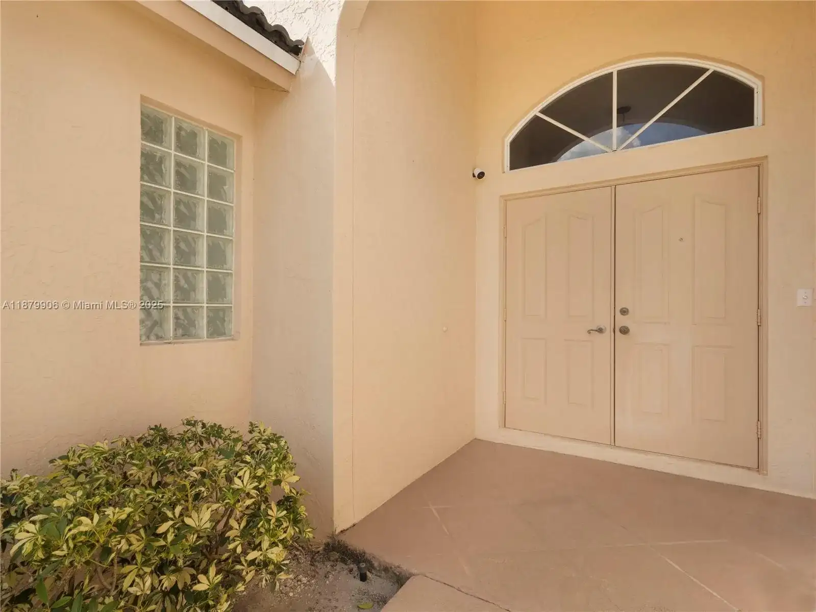 2549 Egret Lake Dr, Green Acres FL 33413 photo 3