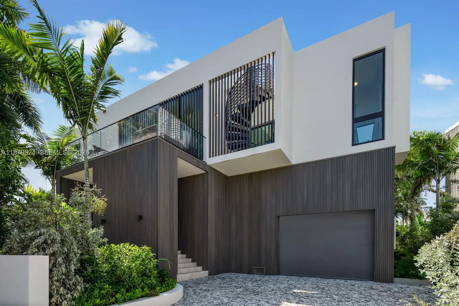 291 Palm Ave, Miami Beach FL 33139 photo 3