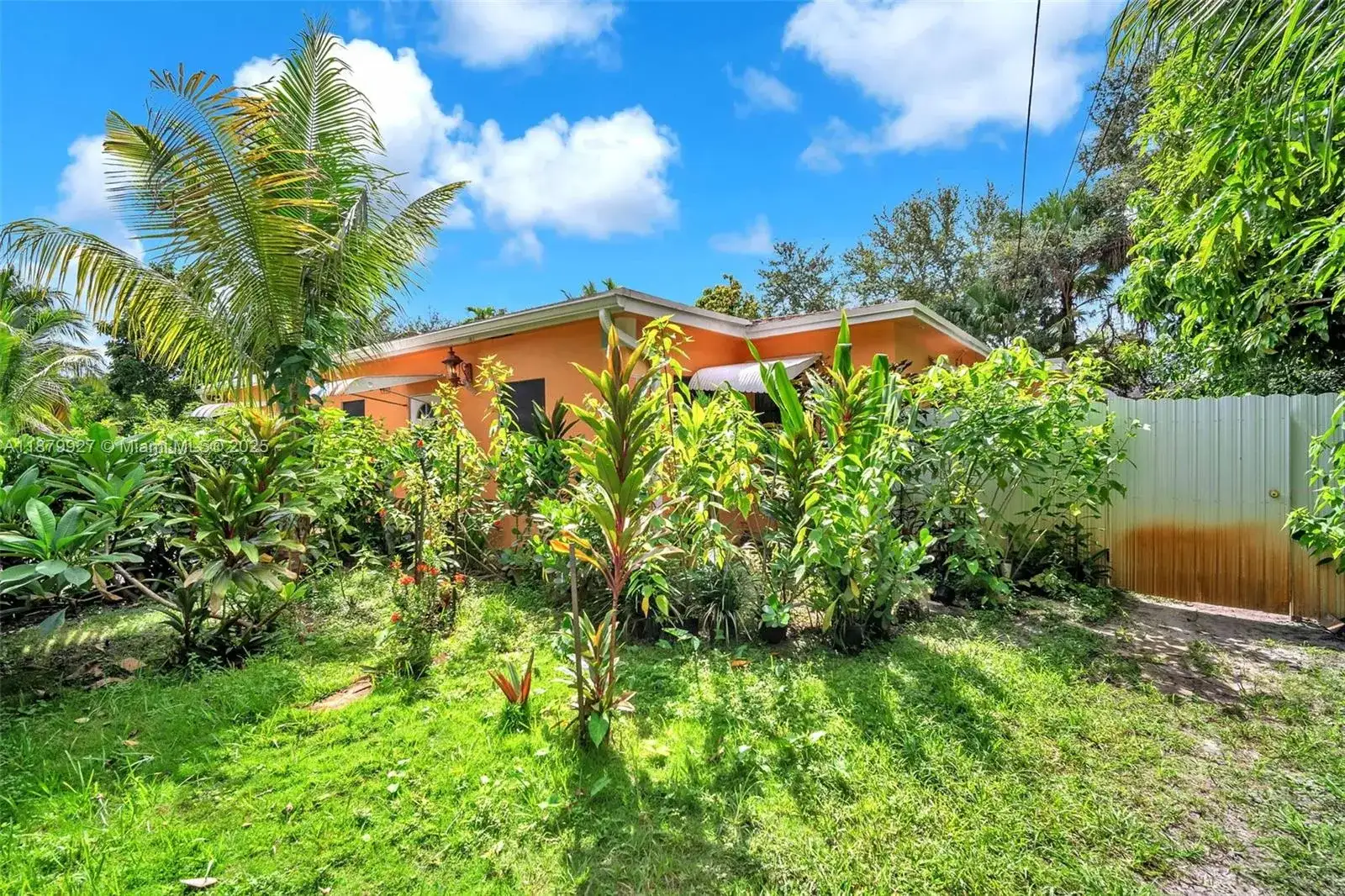 460 NE 132nd St, North Miami FL 33161 photo 5