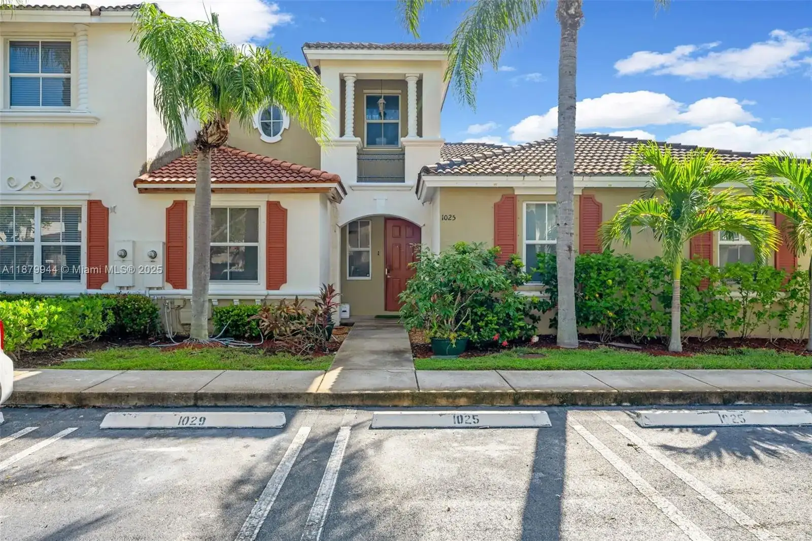 1025 NE 42nd Ter, Homestead FL 33033 photo 4