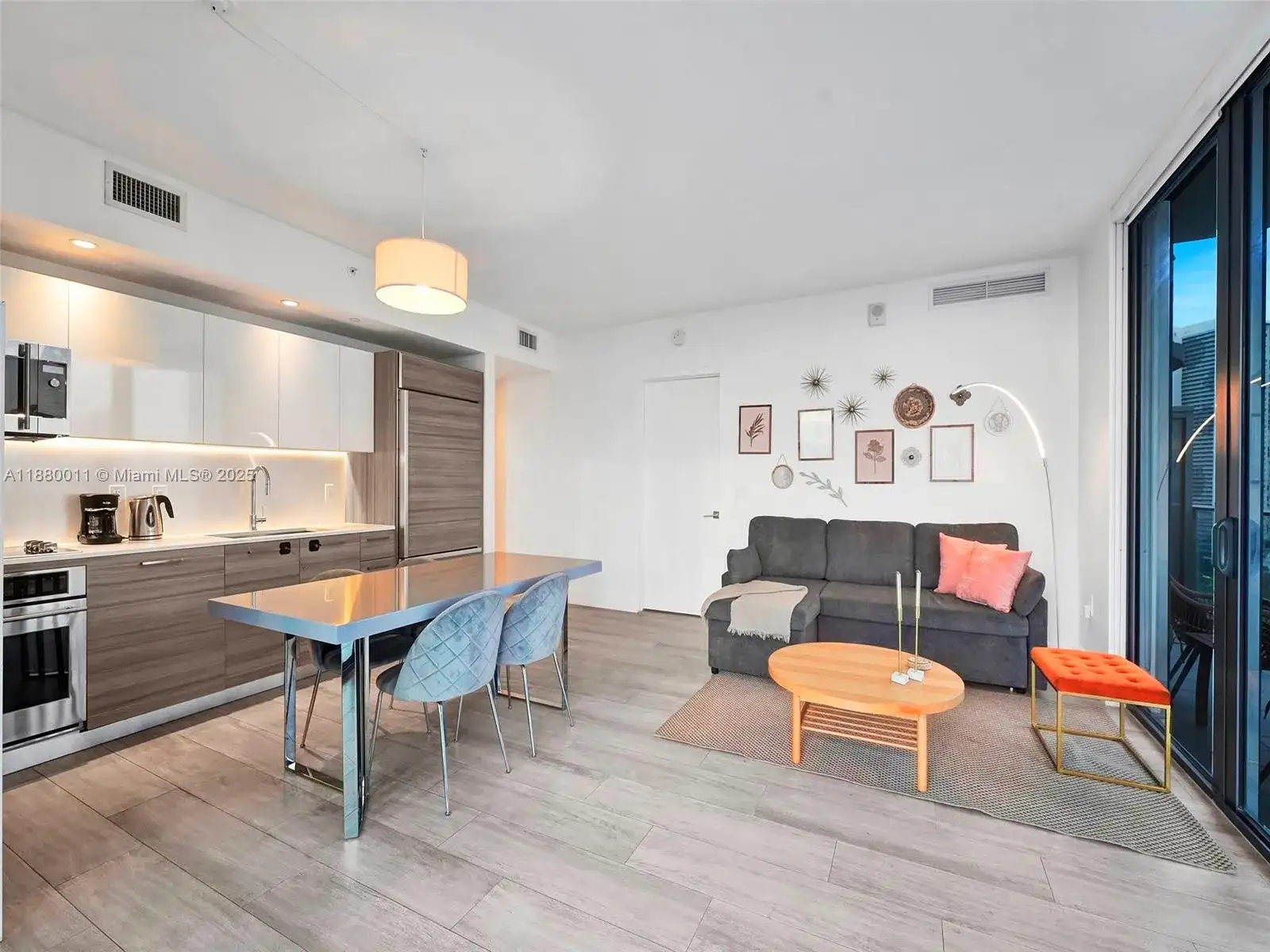 121 NE 34th St # 1601, Miami FL 33137 photo 4