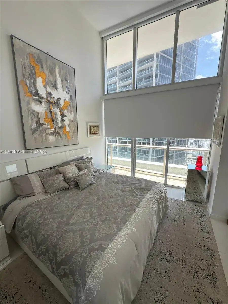 475 Brickell Ave # 2813, Miami FL 33131 photo 4