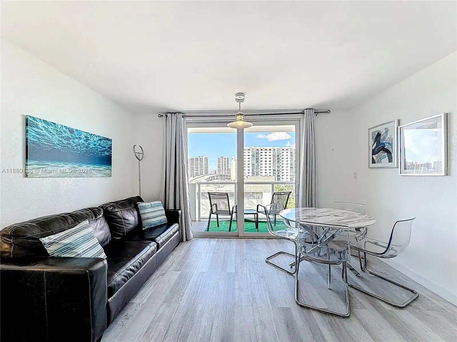 19201 Collins Ave # 636, Sunny Isles Beach FL 33160 photo 5