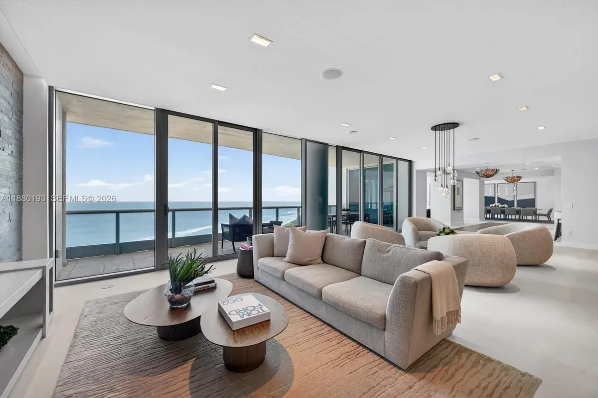 5959 Collins Ave # 1805, Miami Beach FL 33140