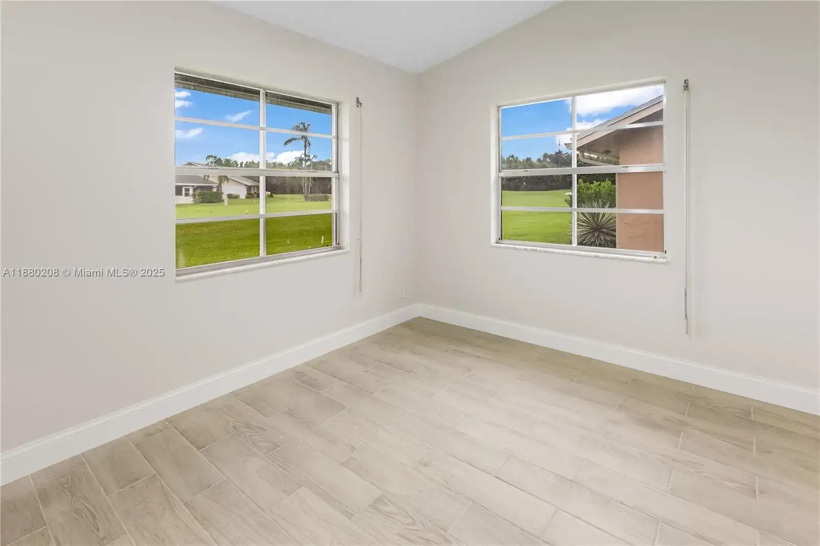 5284 Tiffany Anne Cir, West Palm Beach FL 33417 photo 4