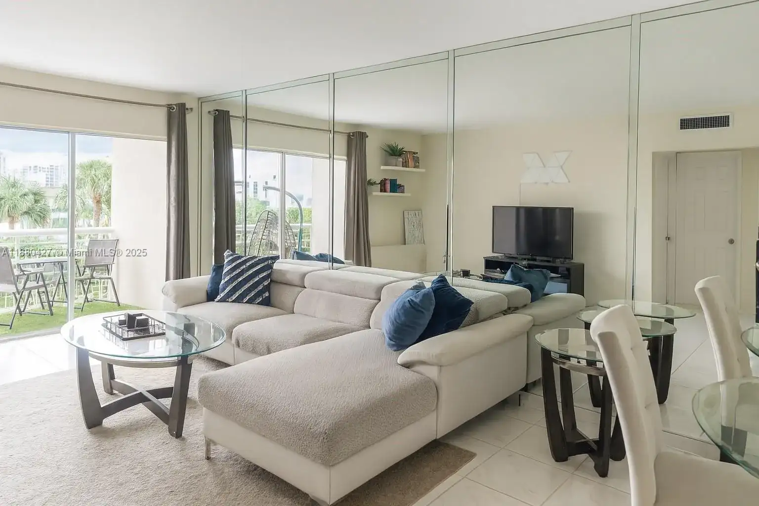 400 Kings Point Dr # 327, Sunny Isles Beach FL 33160 photo 3