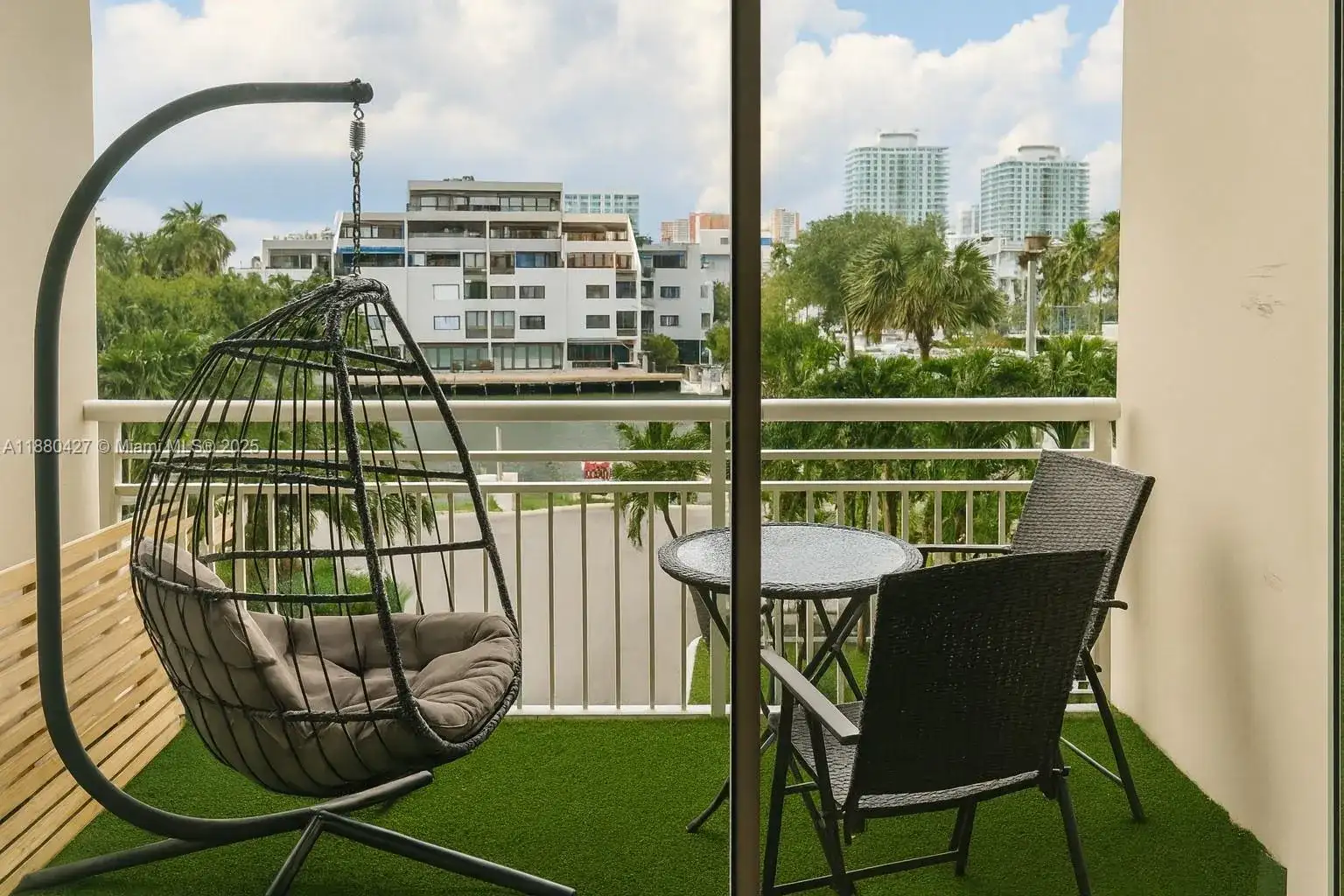 400 Kings Point Dr # 327, Sunny Isles Beach FL 33160 photo 4