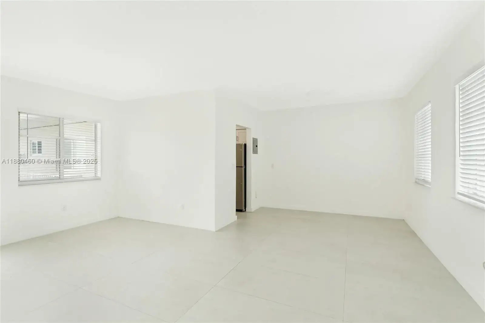 6930 Rue Versailles # 24, Miami Beach FL 33141 photo 3